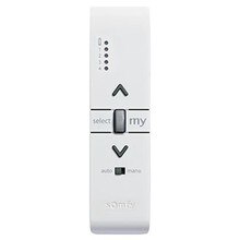 Dálkové ovladače Somfy io-homecontrol pro ovládání předokenních rolet.