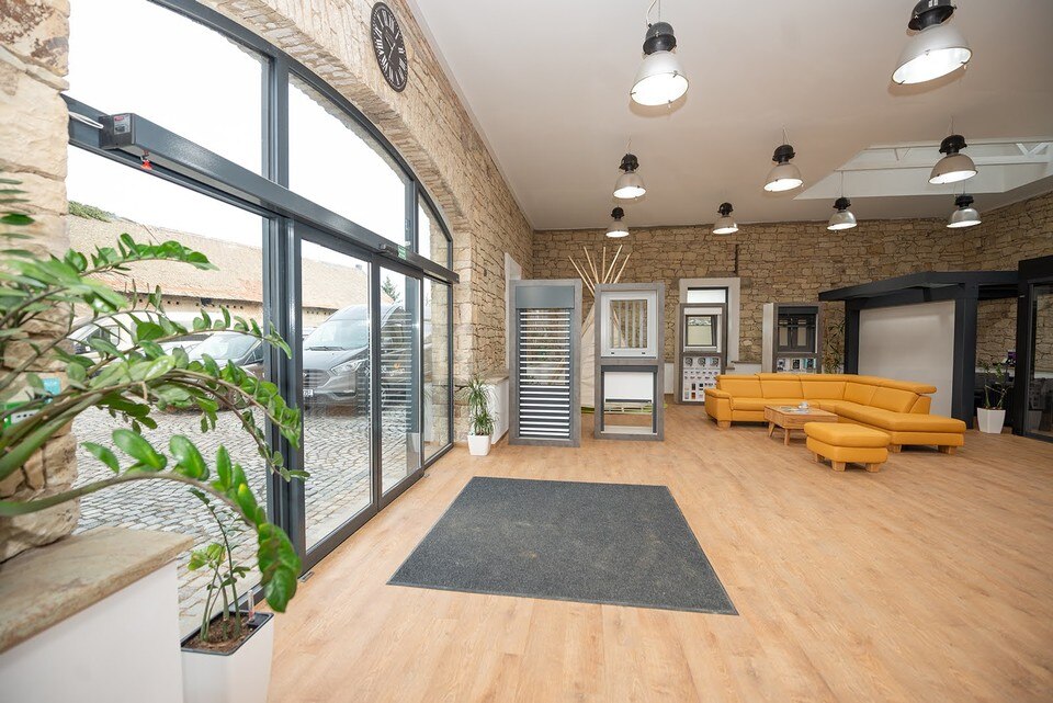 Somfy Budapest () Somfy Budapest